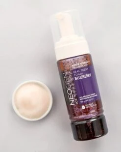 Blueberry Real Fresh Foam Cleanser