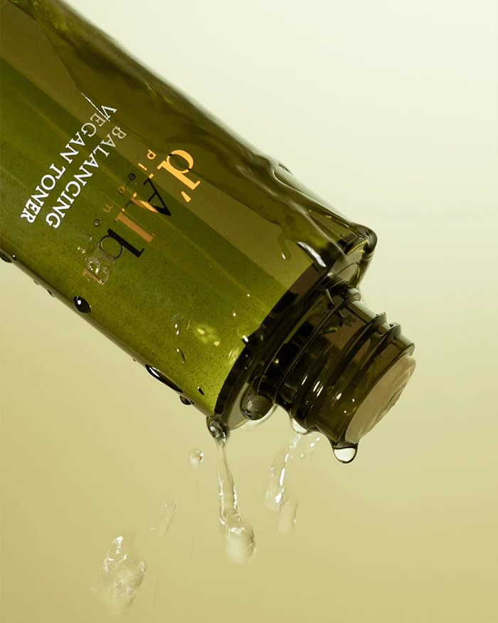 Mild Skin Balancing Vegan Toner - Image 3