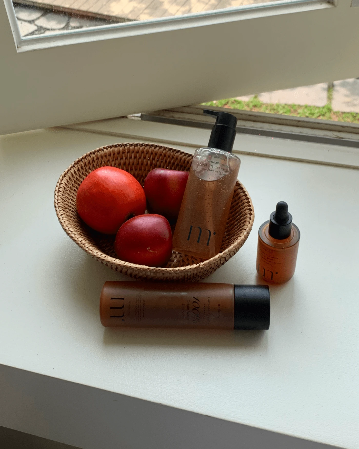 Hypoallergenic LHA CIS Gel Cleanser - Image 5