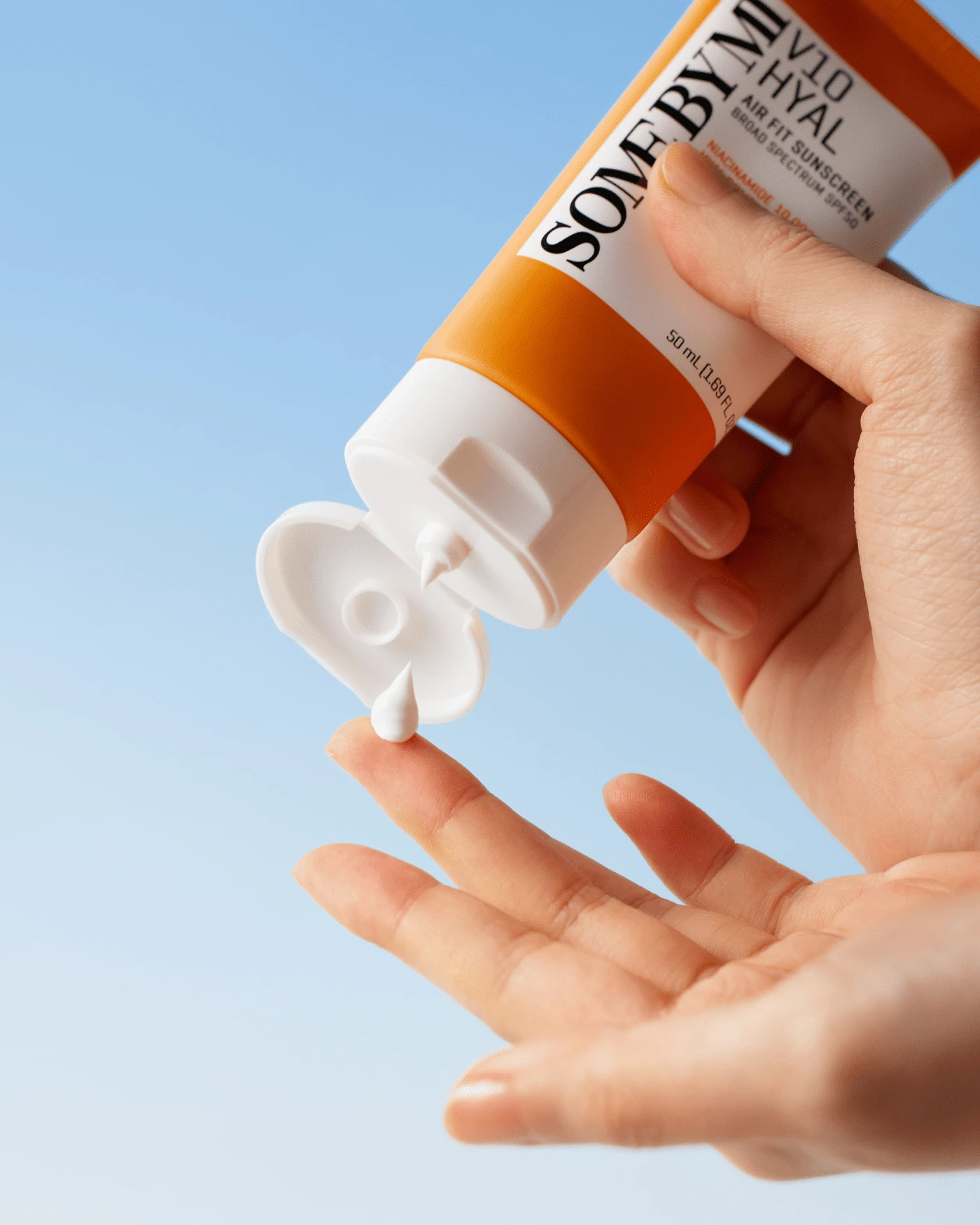 V10 Hyal Airfit Sunscreen - Image 3