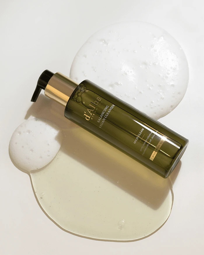 Mild Skin Balancing Vegan Cleanser - Image 3